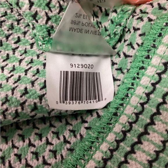 Vince Camuto Women’s Linear Mix Pullover Blouse, Green, size L - Picture 8 of 8